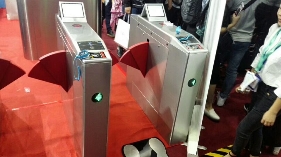 图们市翼中翼翼闸